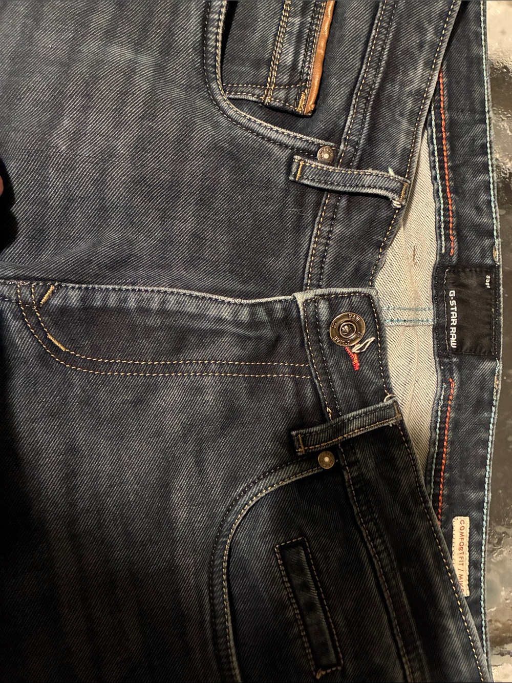 G-Star Slim Men's Dark Indigo Jeans with Contrast Stitching